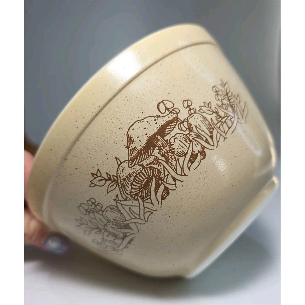 Vintage Pyrex 401 Forest Fancies Mushroom Nesting Mixing Bowl Corning 750ml 80's - Picture 2 of 7